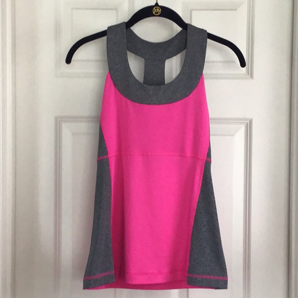 🏃‍♀️90 Degree by Reflex Athletic Tank
